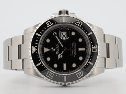 Rolex Rolex Sea-Dweller Red 126600 2019 Like New Full Set