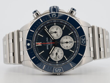 Breitling Breitling Chronomat 44 AB0136 Blue Dial 2021 Like New Full Set