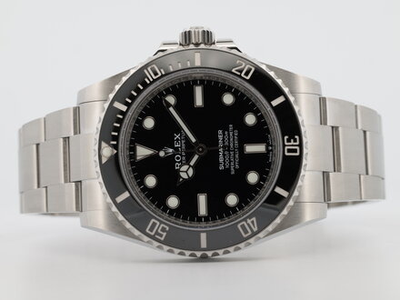 Rolex Rolex Submariner No Date 124060 2023 Good Condition Full Set