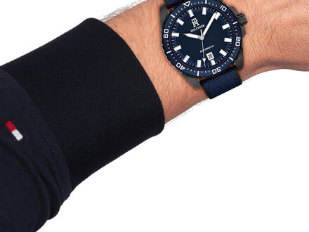 Tommy Hilfiger TH85 Carbon Blue 42mm TH1792160