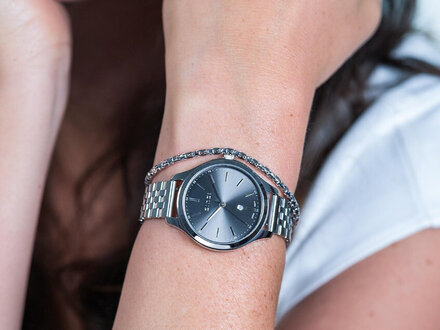 Classy donkergrijs staal 34mm ZIW1024