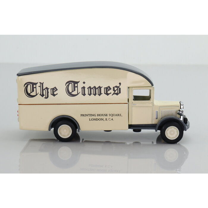 Matchbox Collectibles Power of The Press - YPP 02  - 1931 Morris Van "London Times"