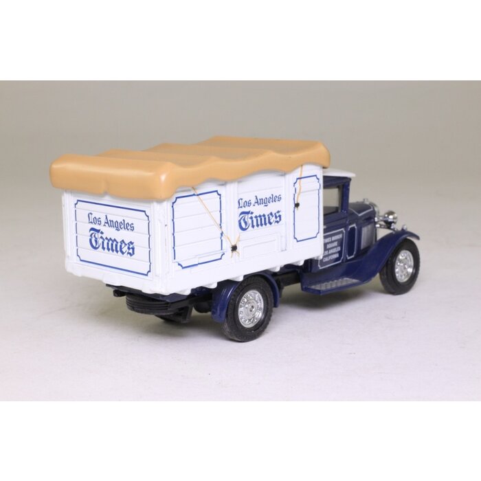 Matchbox Collectibles Power of The Press - YPP 05 - 1932 Ford AA Truck "The LA Times"
