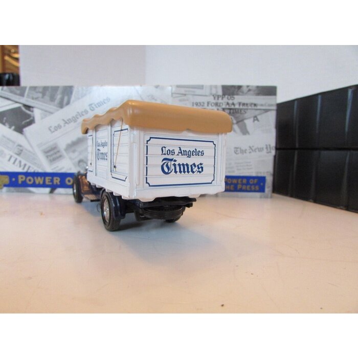 Matchbox Collectibles Power of The Press - YPP 05 - 1932 Ford AA Truck "The LA Times"
