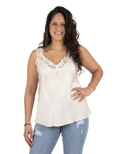 New Collection Beige satijnen hemdje met kant van New Collection