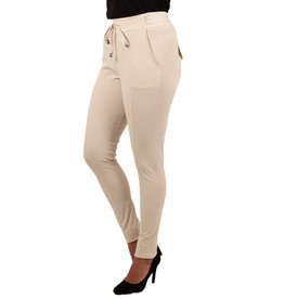 Mi  Piace Lichtbeige  travelstof broek van Mi Piace