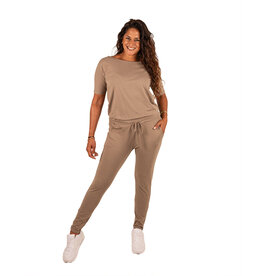 El-Vita Beige jumpsuit van El-Vita