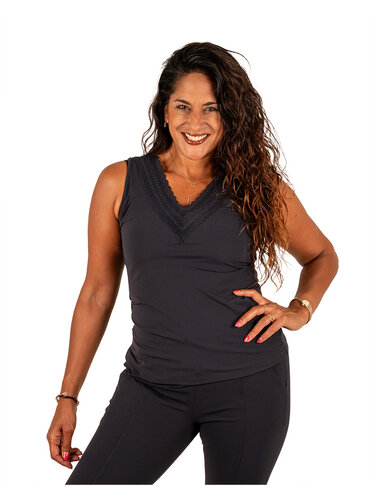 Mi  Piace Donker blauw travelstof hemdje met brede kant van Mi Piace