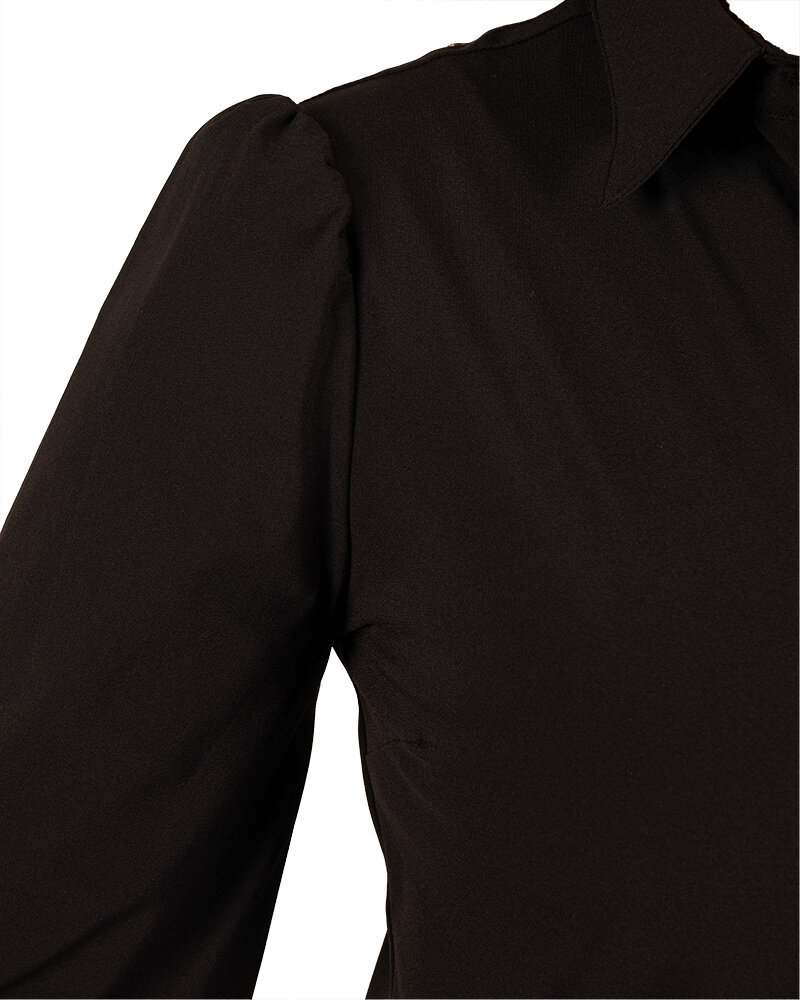 Zwarte travelstof blouse met pofmouw van Mi Piace