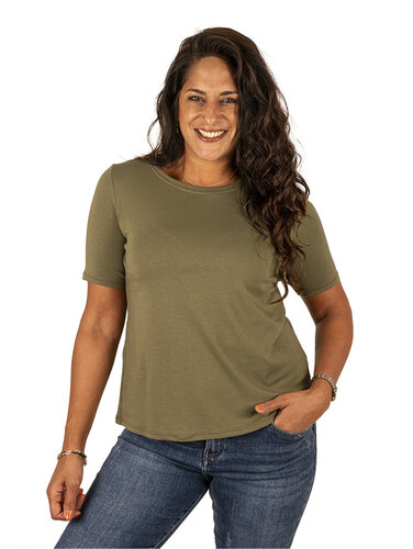 Gemma Ricceri Legergroen basis shirt