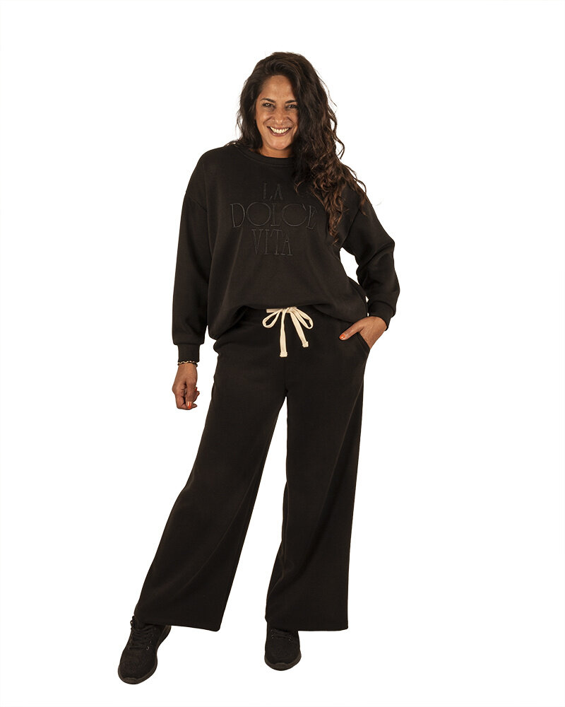 Zwarte jogpantalon met wijde pijp van Mooij