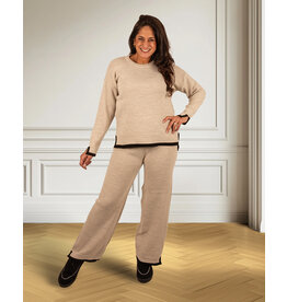 Beige comfy pak bies