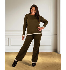 Groen comfy pak bies
