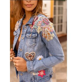 Jeans jasje met applicaties