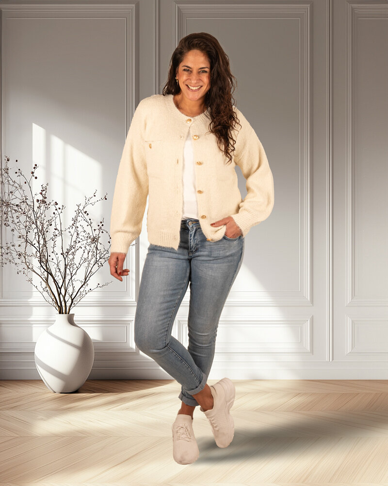Lichtbeige gebreid vest met knopen van Kilky