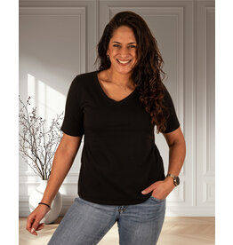 Gemma Ricceri Zwart basis shirt V-hals