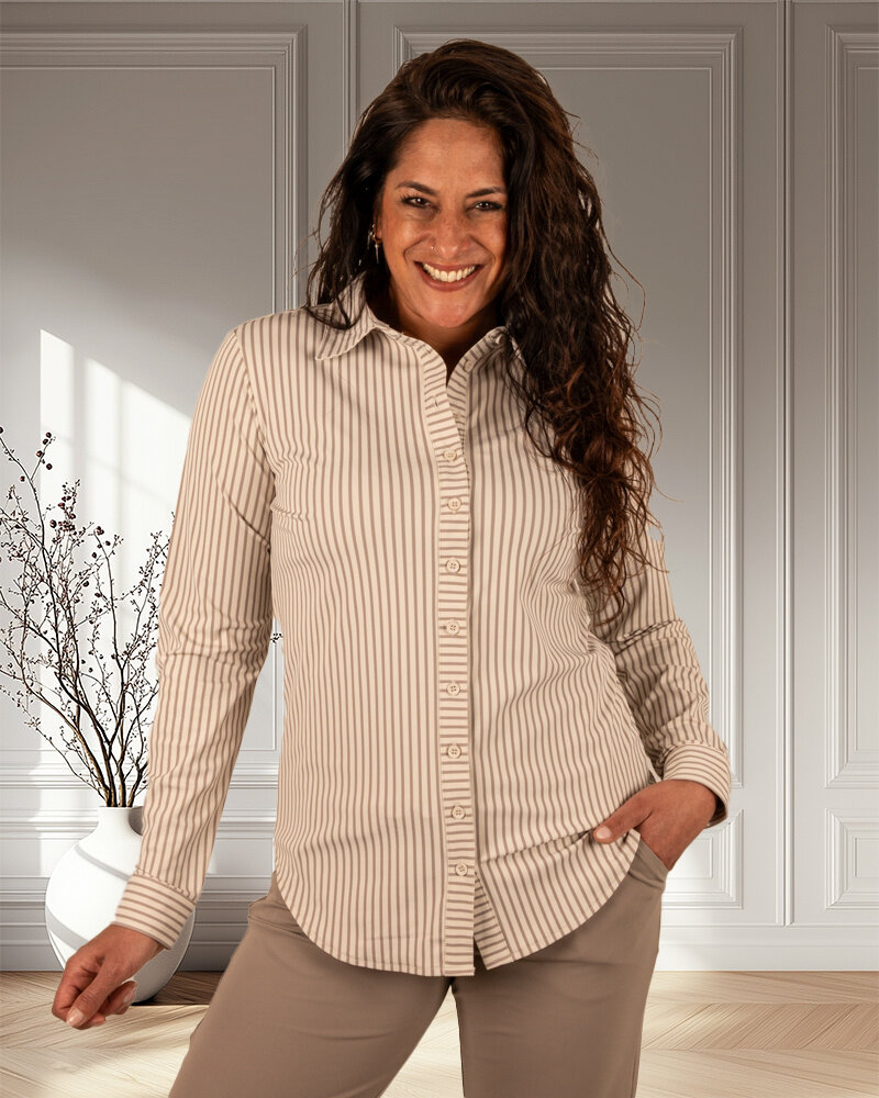Taupe/kit gestreepte travelstof blouse van Mi Piace