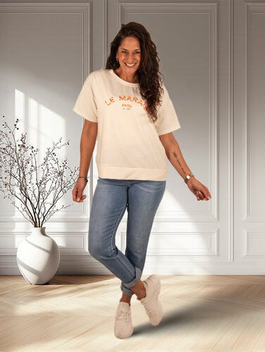 Light blue high waist mom jeans van Redberry