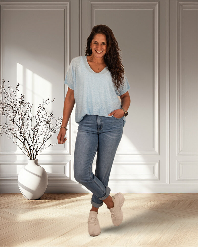Lichtblauw shirt V-hals van Your&Self