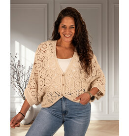 Beige gehaakt vest