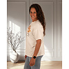 Wit T-shirt met oranje "Champs" print van Gemma Ricceri