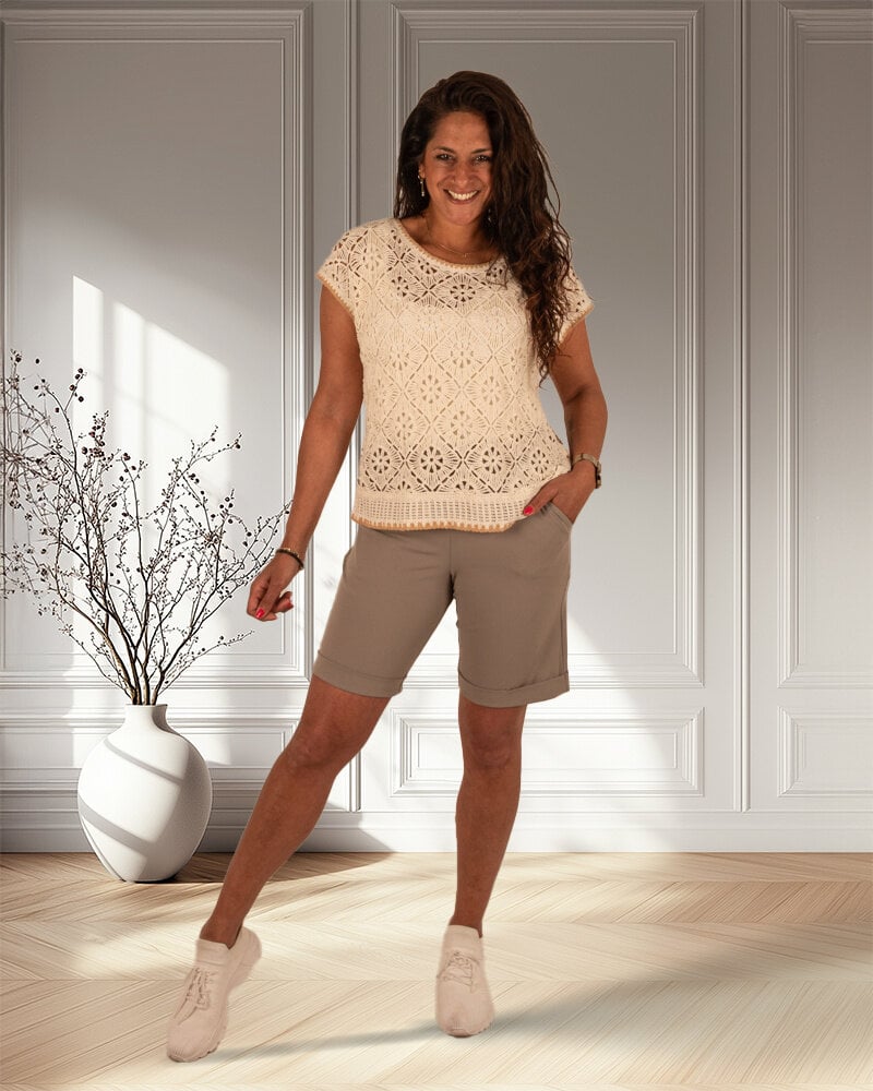 Taupe travelstof short van Mi Piace