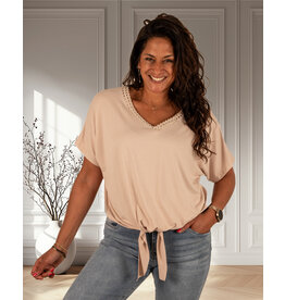 Gemma Ricceri Beige shirt knoop van Gemma Ricceri