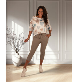 Mi  Piace Taupe  travelstof capribroek van Mi Piace