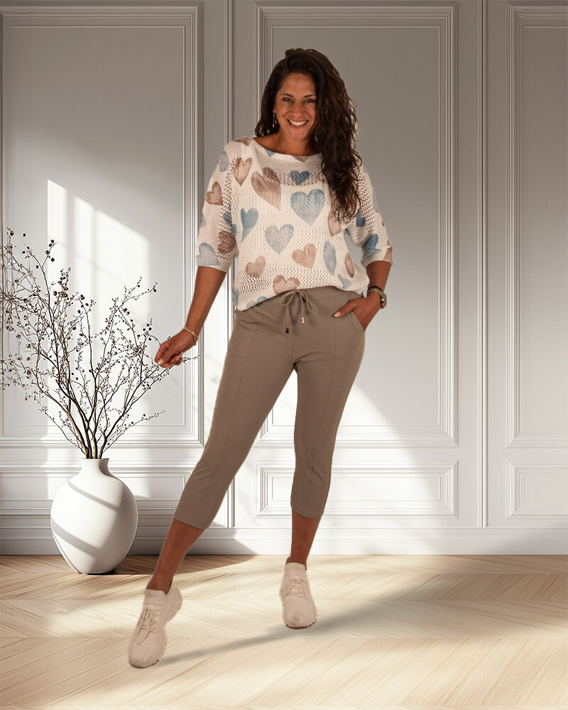 Taupe travelstof capribroek van Mi Piace