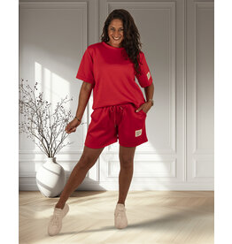 Rood joggingpak kort
