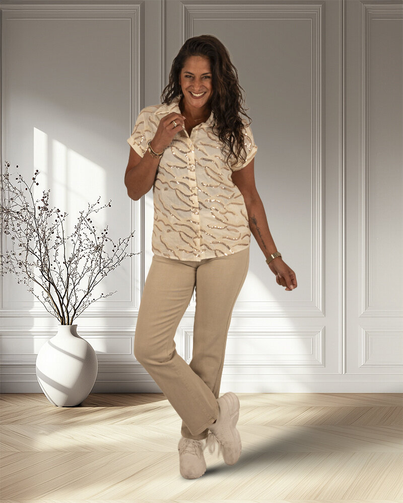 Beige high rise straight jeans van Norfy