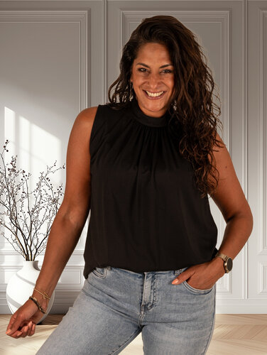 Zwarte mouwloze top van Mooij