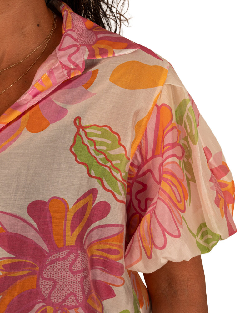 Oranje/roze  bloemenprint blouse pofmouw van Vera Jo