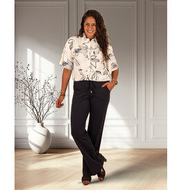 Mi  Piace Donkerblauwe  travelstof pantalon met rechte pijp van Mi Piace