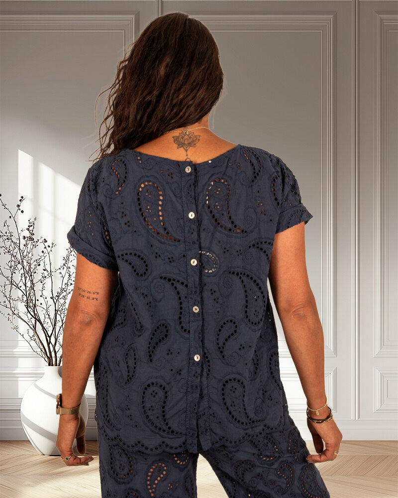 Donkerblauwe broderie top van Lamiar