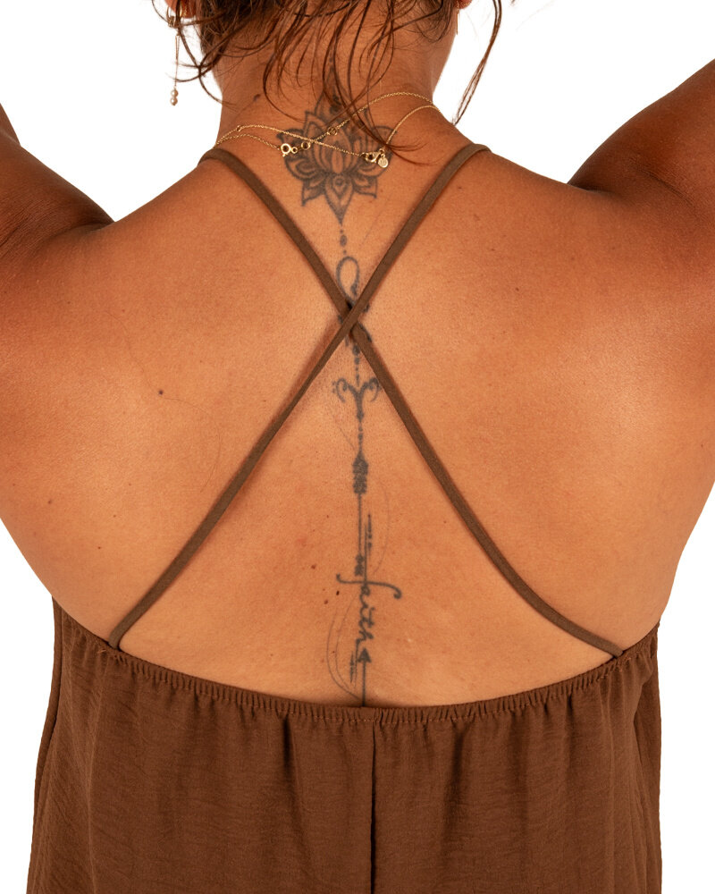 Donkerbruine lange jurk van Promise Fashion