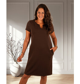 Gemma Ricceri Donkerbruine basic jurk