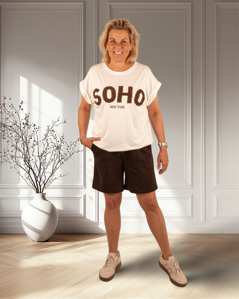 Off-white shirt "Soho" van Gemma Ricceri