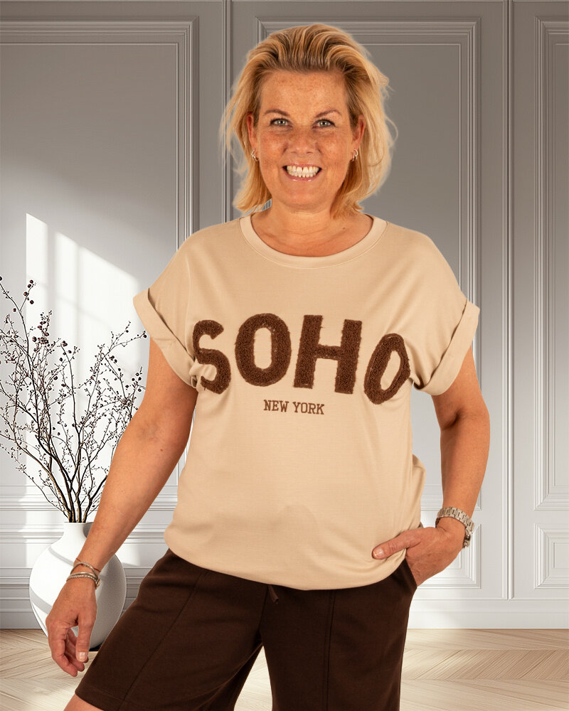 Beige shirt "Soho" van Gemma Ricceri