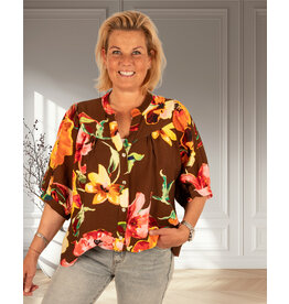 Gemma Ricceri Donkerbruine  blouse bloemenprint