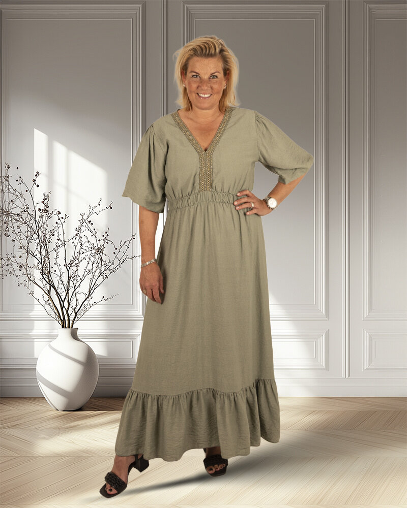 Legergroene lange jurk pofmouw van New Collection