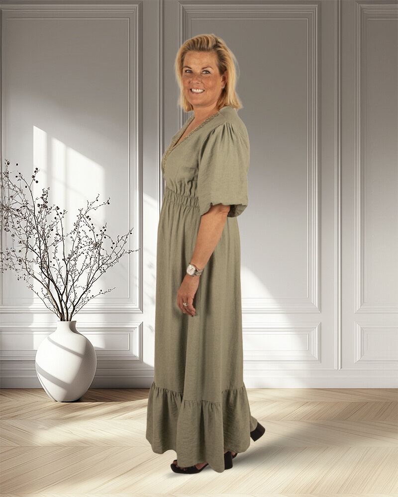 Legergroene lange jurk pofmouw van New Collection