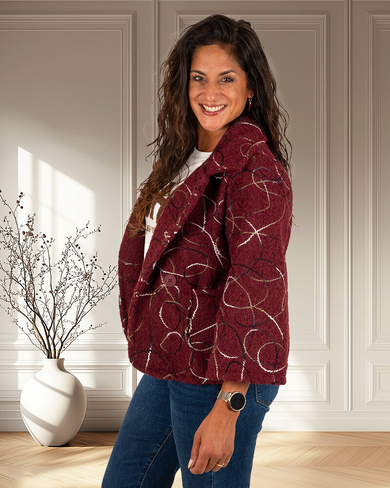 Bordeaux jasje met werkje van New Collection