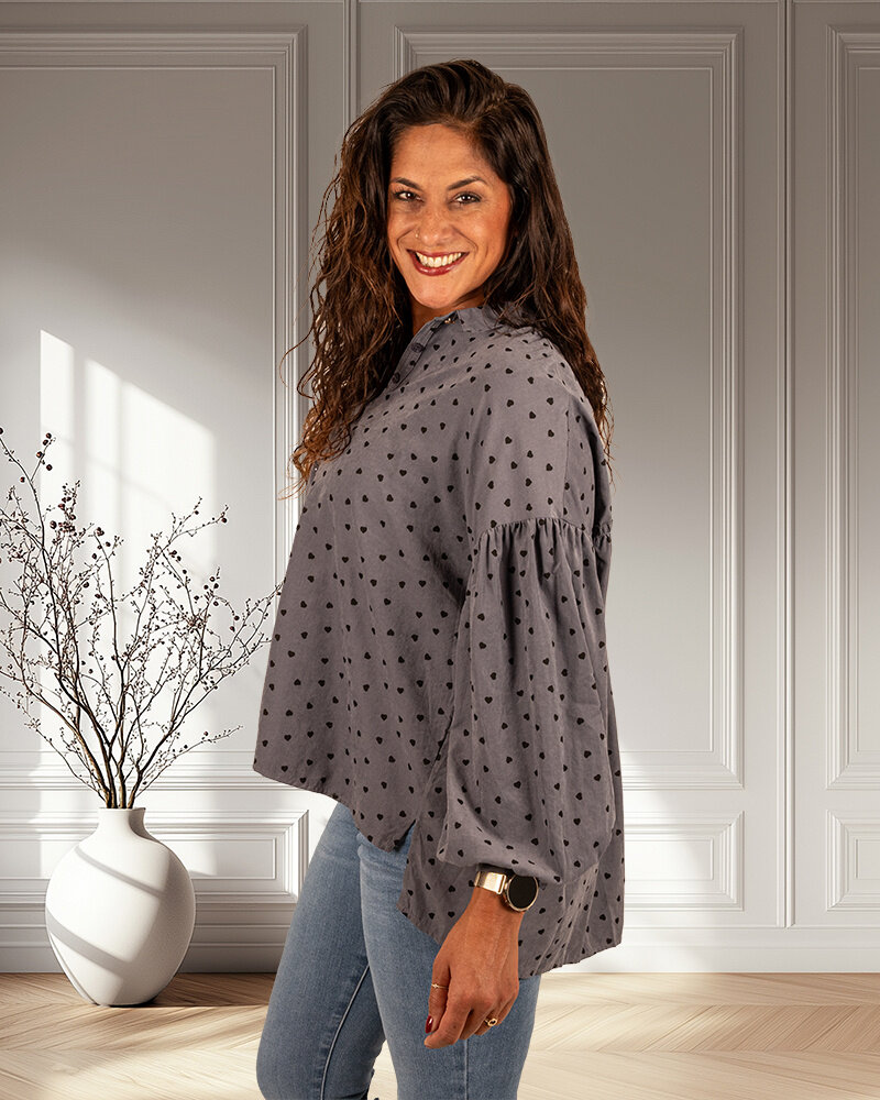 Blauwe blouse hartjes van Wiya