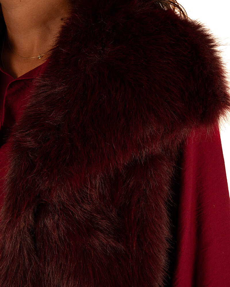 Bordeaux faux fur bodywarmer van El vita