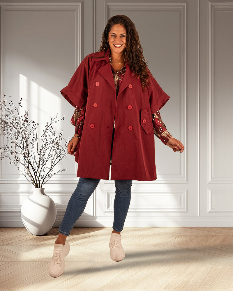 Bordeaux trenchcoat van Zeta Otto