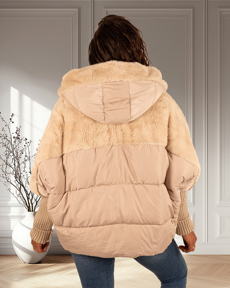 Beige winterjas van Iz Naiz