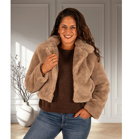 Beige faux fur kort jasje