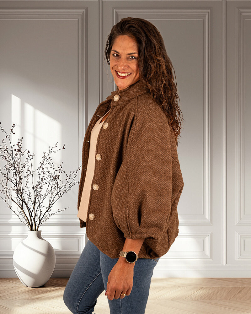 Bruine jas 3/4 vleermuismouw van New Collection