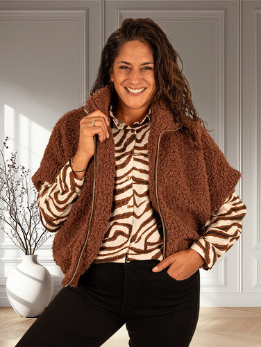Gemma Ricceri Bruin teddy jasje korte mouw